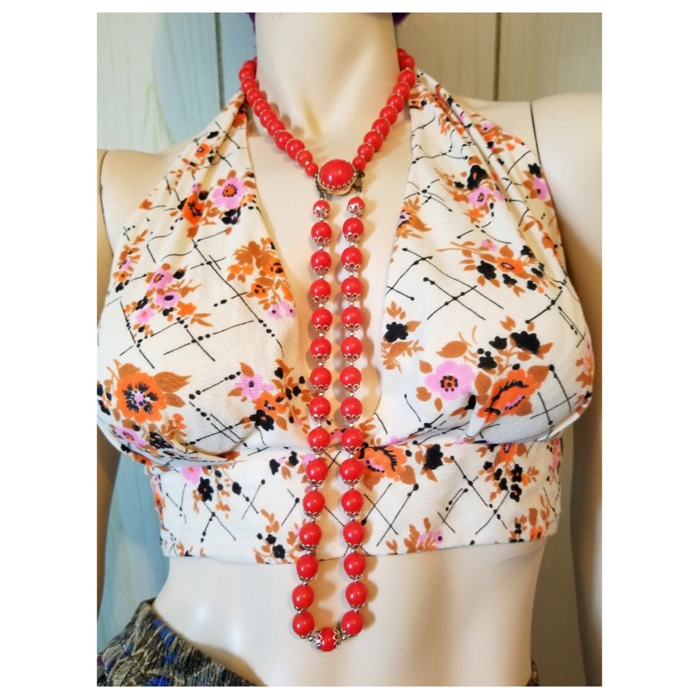 Boho Vintage 60s Coral Acrylic Beaded Strand Chunky Lariat Statement Necklace